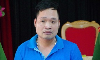  Đối tượng Nguyễn Mạnh Hà, Phó Chủ tịch UBND xã Lũng Thầu, huyện Đồng Văn.