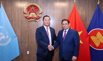  Thủ tướng Phạm Minh Chính và Tổng Giám đốc KKR Joseph Bae - Ảnh: VGP