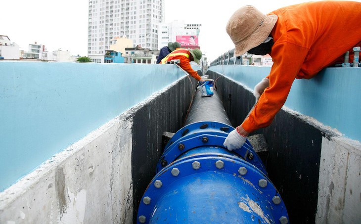 Hồ sơ mời thầu yêu cầu chỉ huy trưởng công trường có 7 năm kinh nghiệm và chi tiết hóa yêu cầu kinh nghiệm kiểu rập khuôn. Ảnh: Lê Hớn