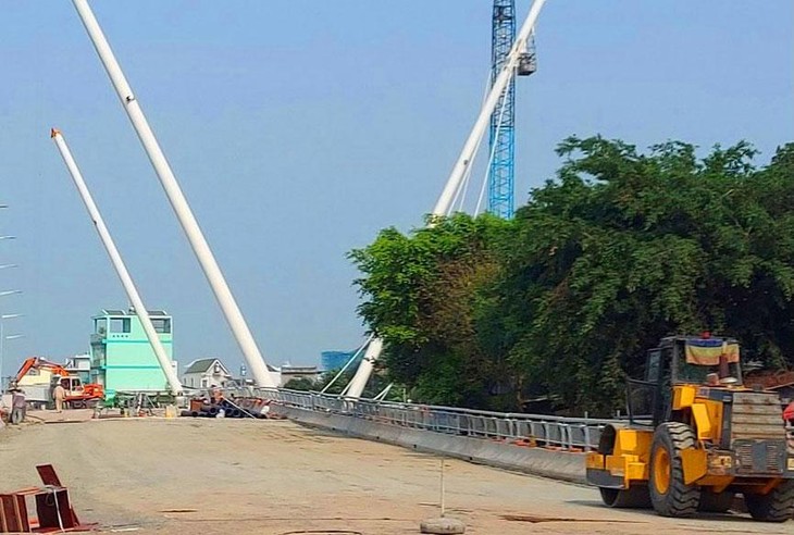 Dự án Đầu tư xây dựng cầu Nguyễn Thái Học có hai hạng mục chính, gồm: cầu chính dành cho xe ô tô và cầu dành cho bộ hành, cảnh quan. Ảnh: Hạnh Châu
