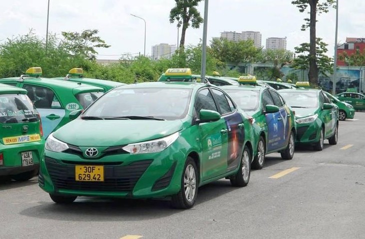 Hà Nội đang có hơn 200 taxi được cấp phép hoạt động trong thời gian phòng chống dịch
