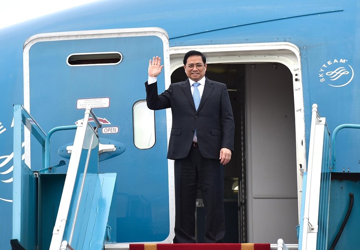 Thủ tướng Chính phủ Phạm Minh Chính và đoàn đại biểu cấp cao Việt Nam rời Hà Nội, lên đường thăm chính thức Nhật Bản theo lời mời của Thủ tướng Nhật Bản Kishida Fumio. Ảnh: VGP