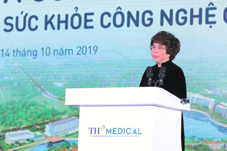 Bà Thái Hương - nhà sáng lập, Chủ tịch Hội đồng chiến lược Tập đoàn TH tại Lễ động thổ Tổ hợp Y tế và Chăm sóc sức khoẻ công nghệ cao - TH Medical tháng 10/2019