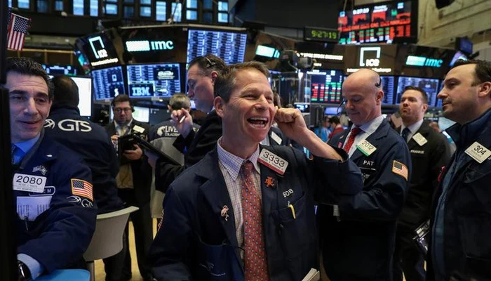 Đón loạt tin tốt, S&P 500 và Dow Jones cùng đóng cửa ở mức cao kỷ lục