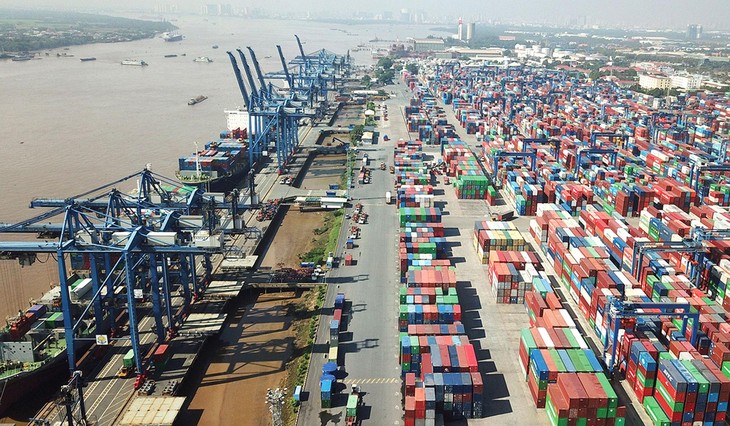 Năm 2022, dự báo sản lượng hàng hóa thông qua cảng biển sẽ ghi nhận mức tăng trưởng 19% so với năm ngoái. Ảnh: Lê Tiên