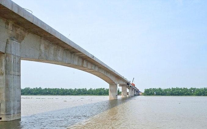 Nội dung chính của Gói thầu ĐTKC-07-11 là điều tiết đảm bảo giao thông Khu vực cầu Chanh - sông Chanh trong năm 2021. Ảnh: Công Thành