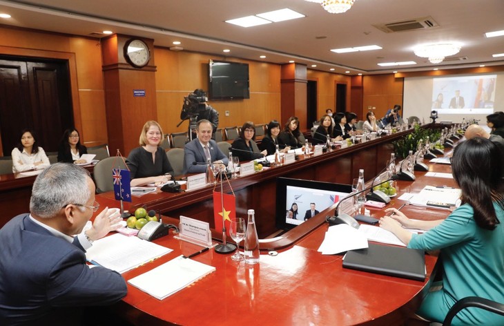 Kỳ họp lần thứ 7 Ủy ban Hỗ hợp kinh tế thương mại Việt Nam và New Zealand tổ chức theo hình thức trực tuyến (ảnh: MK)