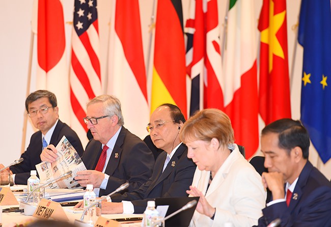 Thủ tướng Nguyễn Xuân Phúc dự Hội nghị thượng đỉnh G7 mở rộng