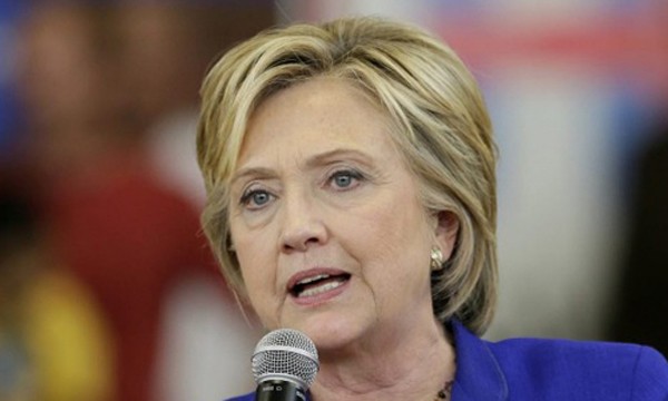 Cựu ngoại trưởng Mỹ Hillary Clinton một lần nữa phản đối TPP. Ảnh: AP