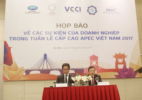 Họp báo về các sự kiện của doanh nghiệp trong Tuần lễ Cấp cao APEC tổ chức sáng 9/10 tại Hà Nội. Ảnh: Ngọc Hà