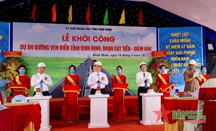 Khởi công xây dựng đường ven biển Bình Định, đoạn Cát Tiến - Diêm Vân