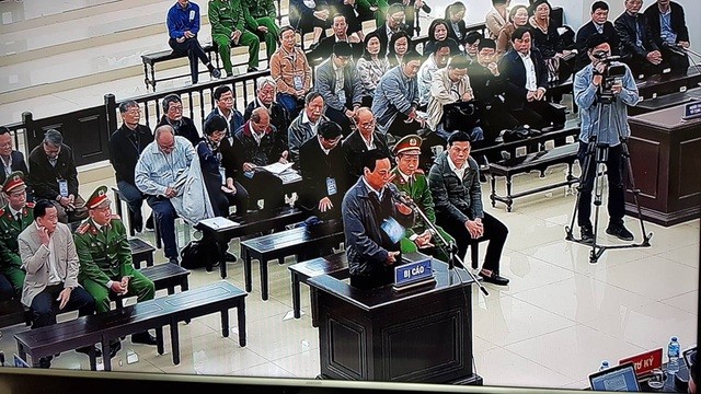 Hôm nay 2 cựu Chủ tịch thành phố Đà Nẵng hầu tòa ảnh 3