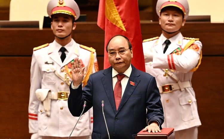 Ông Nguyễn Xuân Phúc tuyên thệ nhậm chức Chủ tịch nước nhiệm kỳ 2021 – 2026