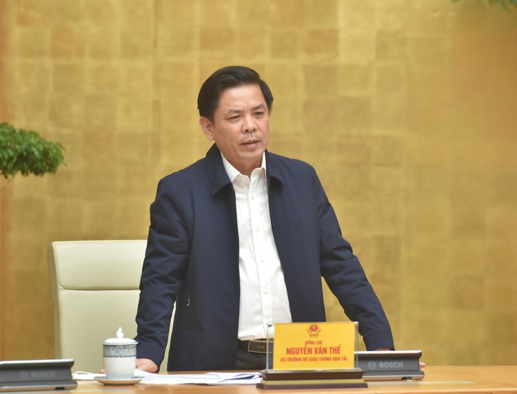 Phó Thủ tướng Lê Văn Thành: Ai làm chậm tiến độ thì đứng ra ngoài ảnh 1