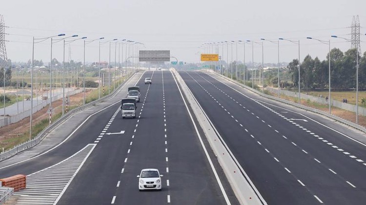 Gần 14.000 tỷ đồng mở rộng hai tuyến cao tốc, bất động sản Cao Phong hưởng lợi ảnh 2