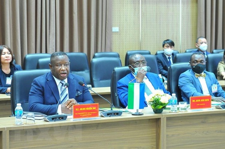 Toàn cảnh chuyến thăm chính thức Việt Nam của Tổng thống Sierra Leone và phu nhân ảnh 14