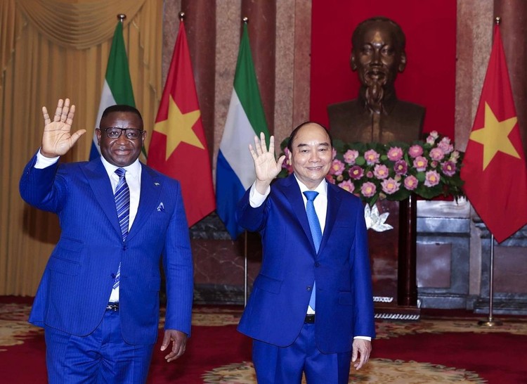 Toàn cảnh chuyến thăm chính thức Việt Nam của Tổng thống Sierra Leone và phu nhân ảnh 3