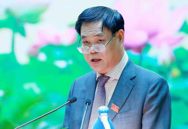 Bộ Chính trị cảnh cáo nguyên Bí thư Tỉnh ủy Phú Yên Huỳnh Tấn Việt ảnh 1