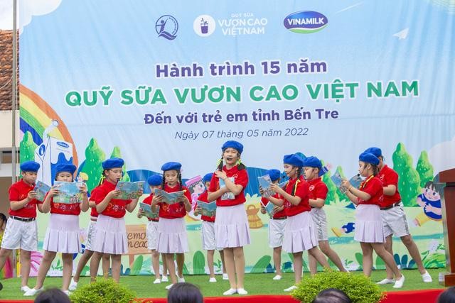 Những khoảnh khắc đẹp trên hành trình của Quỹ sữa Vươn cao Việt Nam năm thứ 15 ảnh 9