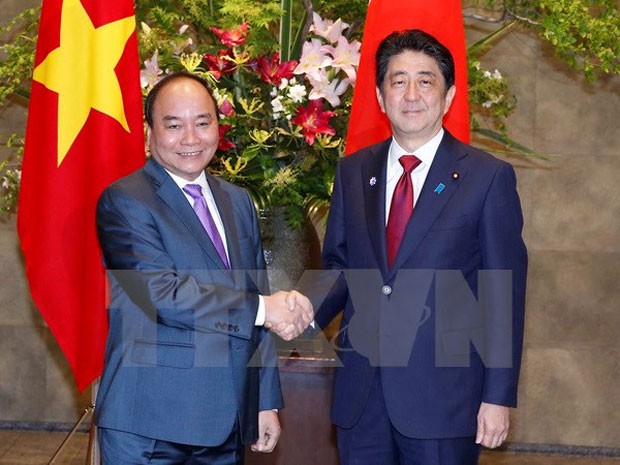 Thủ tướng Nguyễn Xuân Phúc hội đàm với Thủ tướng Nhật Bản Shinzo Abe ảnh 1