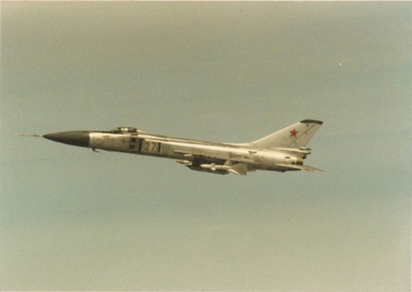 Su-15 - tiêm kích đánh chặn đầy tai tiếng của Liên Xô ảnh 1