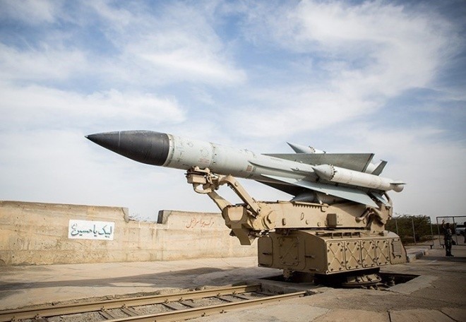 Iran phóng tên lửa phòng không tầm xa giống SM-2 Mỹ ảnh 9