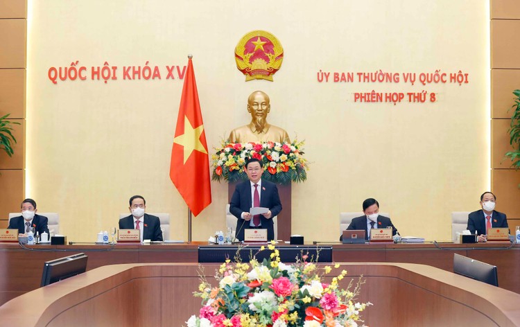 Chủ tịch Quốc hội Vương Đình Huệ phát biểu khai mạc Phiên họp thứ 8 của Ủy ban Thường vụ Quốc hội khóa XV