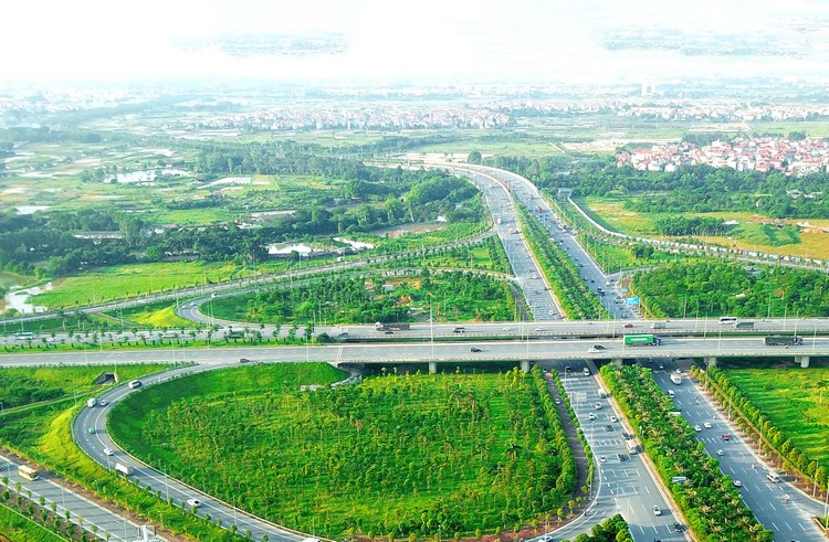 Dự án Đầu tư xây dựng đường Vành đai 4 - vùng Thủ đô Hà Nội dự kiến cơ bản hoàn thành năm 2026, đưa vào khai thác năm 2027. Ảnh: Lê Tiên